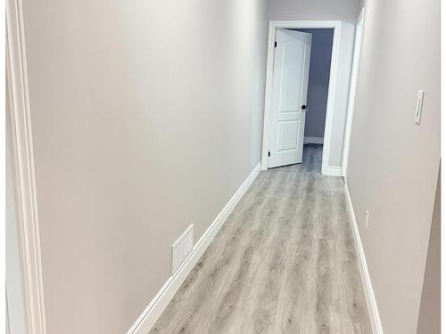 310 Dewe Avenue, Thunder Bay, ON - Indoor Photo Showing Other Room