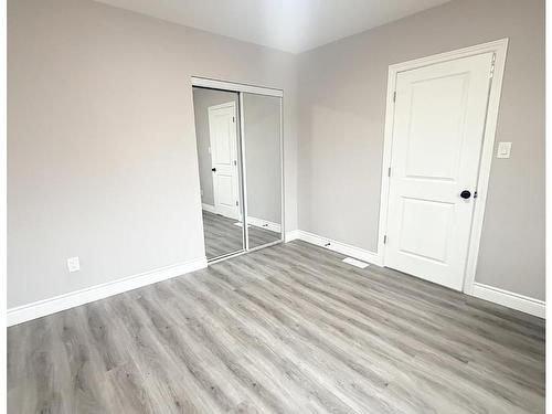 310 Dewe Avenue, Thunder Bay, ON - Indoor Photo Showing Other Room