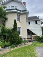 1 - 321 AVONDALE AVENUE  Ottawa, ON K1Z 7G7