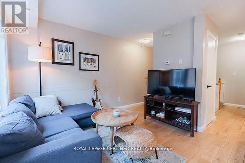 1222 - 22 Laidlaw Street, Toronto, ON - Indoor Photo Showing Living Room