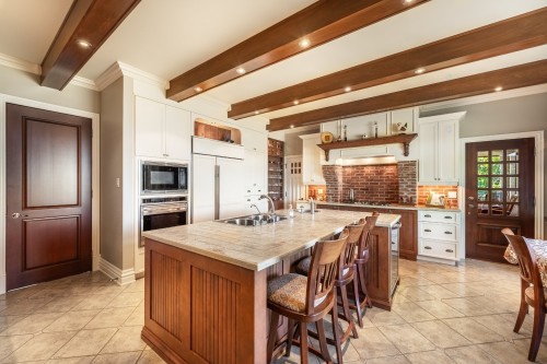Cuisine - 20 Rue De Richelieu, Chambly, QC - Indoor Photo Showing Kitchen With Double Sink