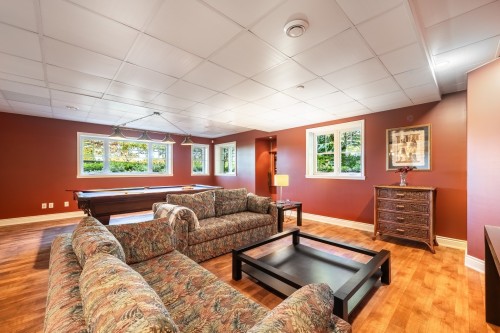 Salle familiale - 20 Rue De Richelieu, Chambly, QC - Indoor