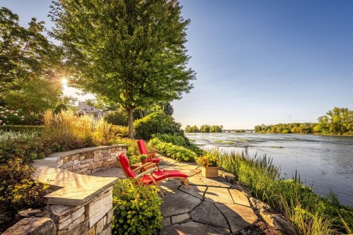Vue sur l'eau - 20 Rue De Richelieu, Chambly, QC - Outdoor With View