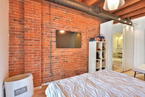 Chambre à coucher - 505-65 Rue St-Paul O., Montréal (Ville-Marie), QC - Indoor Photo Showing Bedroom