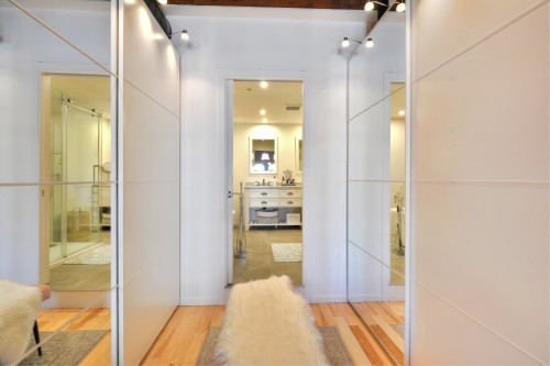 Penderie (Walk-in) - 505-65 Rue St-Paul O., Montréal (Ville-Marie), QC - Indoor Photo Showing Bathroom