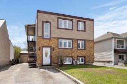 113 Rue De Lorimier  Gatineau (Hull), QC J8Y 3E7