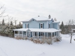 2252 Rue du Sud  Cowansville, QC J2K 0W2