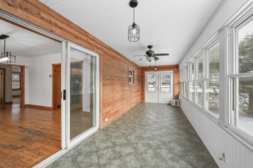 Sun Room - 2252 Rue Du Sud, Cowansville, QC - Indoor Photo Showing Other Room
