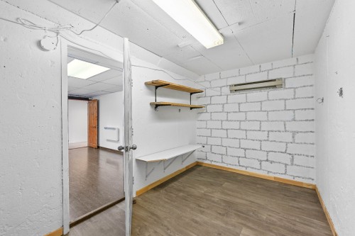 Cold chamber - 2252 Rue Du Sud, Cowansville, QC - Indoor Photo Showing Other Room