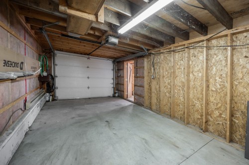 Garage - 2252 Rue Du Sud, Cowansville, QC - Indoor Photo Showing Garage