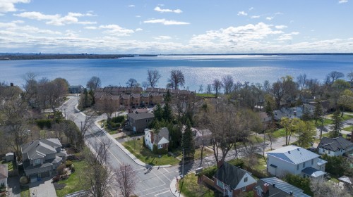 Aerial View - 37 Av. Fifth, Pointe-Claire, QC - Outdoor With Body Of Water With View