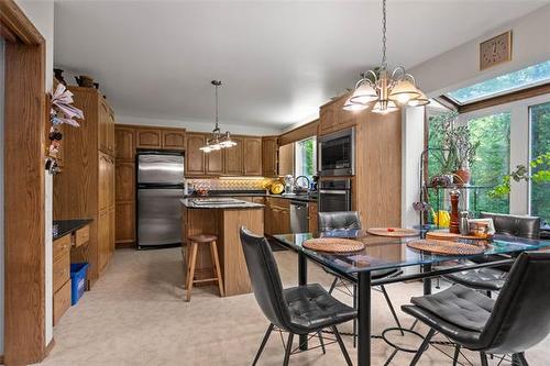 419 Main St, Oakbank, MB 