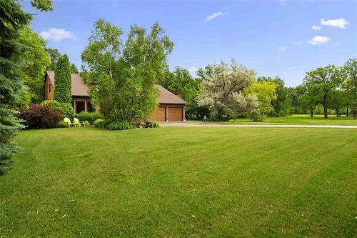 419 Main St, Oakbank, MB 