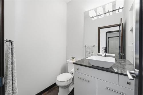 76 Farnsworth Cr, Winnipeg, MB 