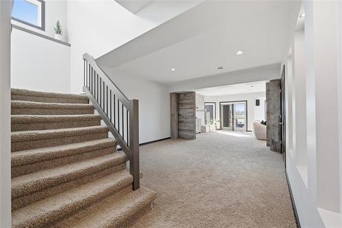 76 Farnsworth Cr, Winnipeg, MB 
