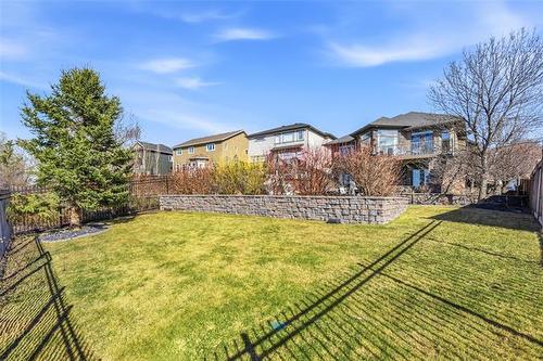 76 Farnsworth Cr, Winnipeg, MB 