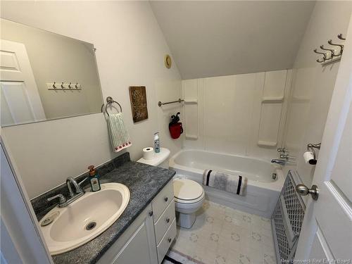 196 Lansdowne Rd, Lansdowne, NB 