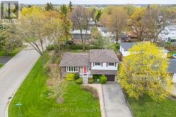 39 GREYSTONE CRESCENT Brampton, ON L6Y 2B2
