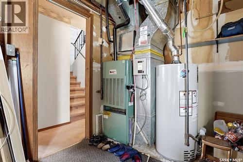 136 Lillis Avenue, Mclean, SK - Indoor Photo Showing Basement