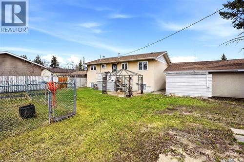 136 Lillis Avenue, Mclean, SK - Outdoor