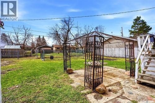 136 Lillis Avenue, Mclean, SK - Outdoor