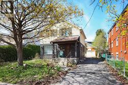 209 GLYNN AVENUE  Ottawa, ON K1K 1S4