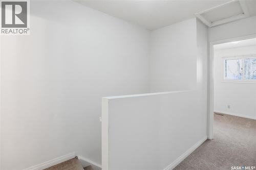 15 Killarney Way, Regina, SK - Indoor Photo Showing Other Room