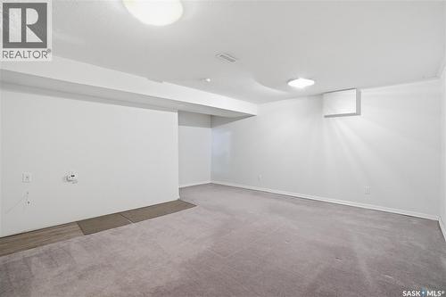 15 Killarney Way, Regina, SK - Indoor Photo Showing Other Room