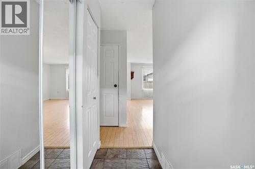 15 Killarney Way, Regina, SK - Indoor Photo Showing Other Room