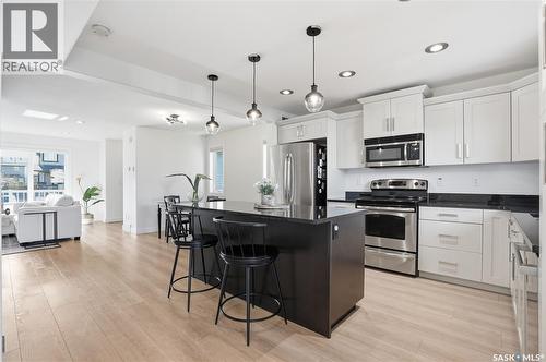 107 Langlois Way, Saskatoon, SK - Indoor Photo Showing Kitchen With Stainless Steel Kitchen With Upgraded Kitchen