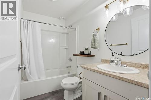 107 Langlois Way, Saskatoon, SK - Indoor Photo Showing Bathroom