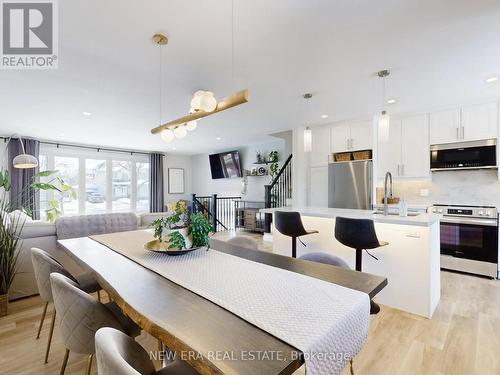 2611 Truscott Drive, Mississauga, ON - Indoor