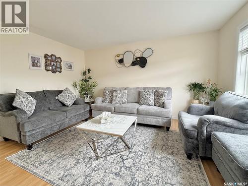 127 203 Herold Terrace, Saskatoon, SK - Indoor Photo Showing Living Room