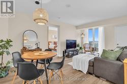 811 - 75 ELLEN STREET Barrie (City Centre), ON L4N 7R6