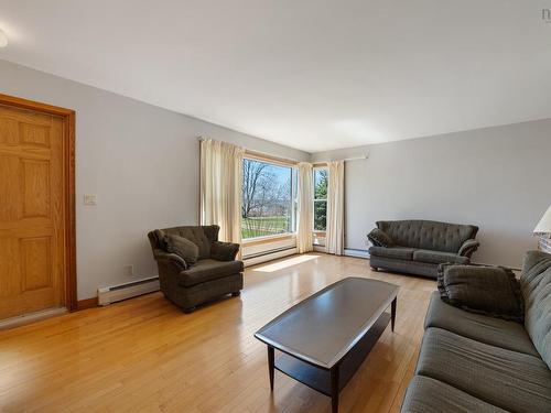 5996 Highway 1, Mavillette, NS 