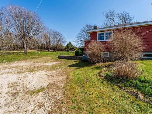 5996 Highway 1, Mavillette, NS 