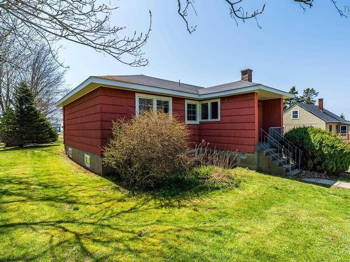 5996 Highway 1, Mavillette, NS 
