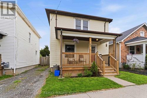 52 BERRYMAN AVENUE  St. Catharines (E. Chester), ON L2R 3W9
