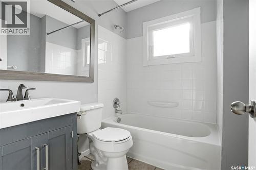 2634 Atkinson Street, Regina, SK - Indoor Photo Showing Bathroom