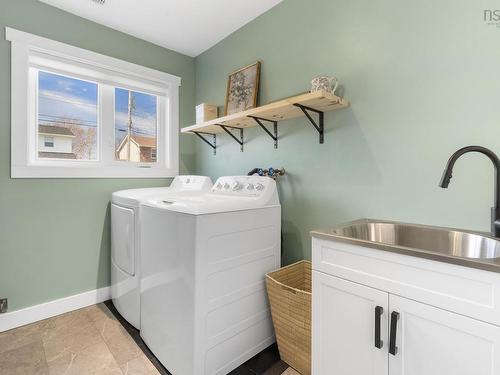 5 Capistrano Drive, Dartmouth, NS 