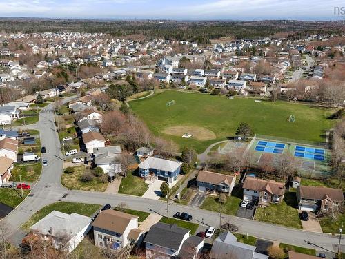 5 Capistrano Drive, Dartmouth, NS 