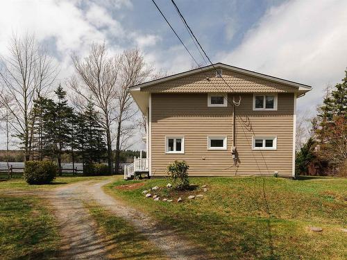 4 Parkview Drive, Oakfield, NS 