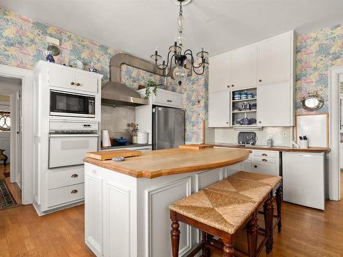 870 Young Avenue, Halifax, NS 