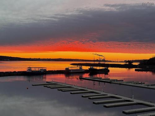 304 220 Waterfront Drive, Bedford, NS 