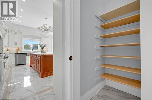 7 Riesling Court, Hamilton, ON - Indoor Photo Showing Other Room