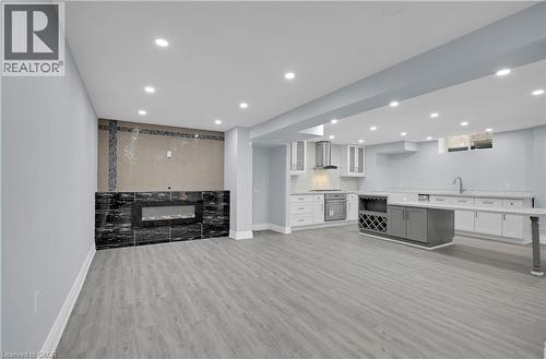 7 Riesling Court, Hamilton, ON - Indoor With Fireplace