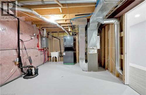 7 Riesling Court, Hamilton, ON - Indoor Photo Showing Basement