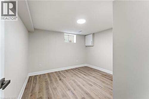 124 Mcelroy Road E Unit# 3, Hamilton, ON - Indoor Photo Showing Other Room