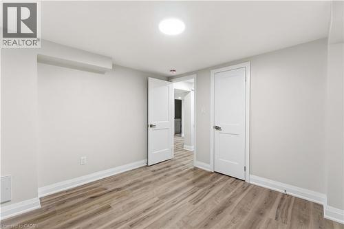 124 Mcelroy Road E Unit# 3, Hamilton, ON - Indoor Photo Showing Other Room