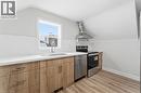124 Mcelroy Road E Unit# 2, Hamilton, ON  - Indoor Photo Showing Kitchen 